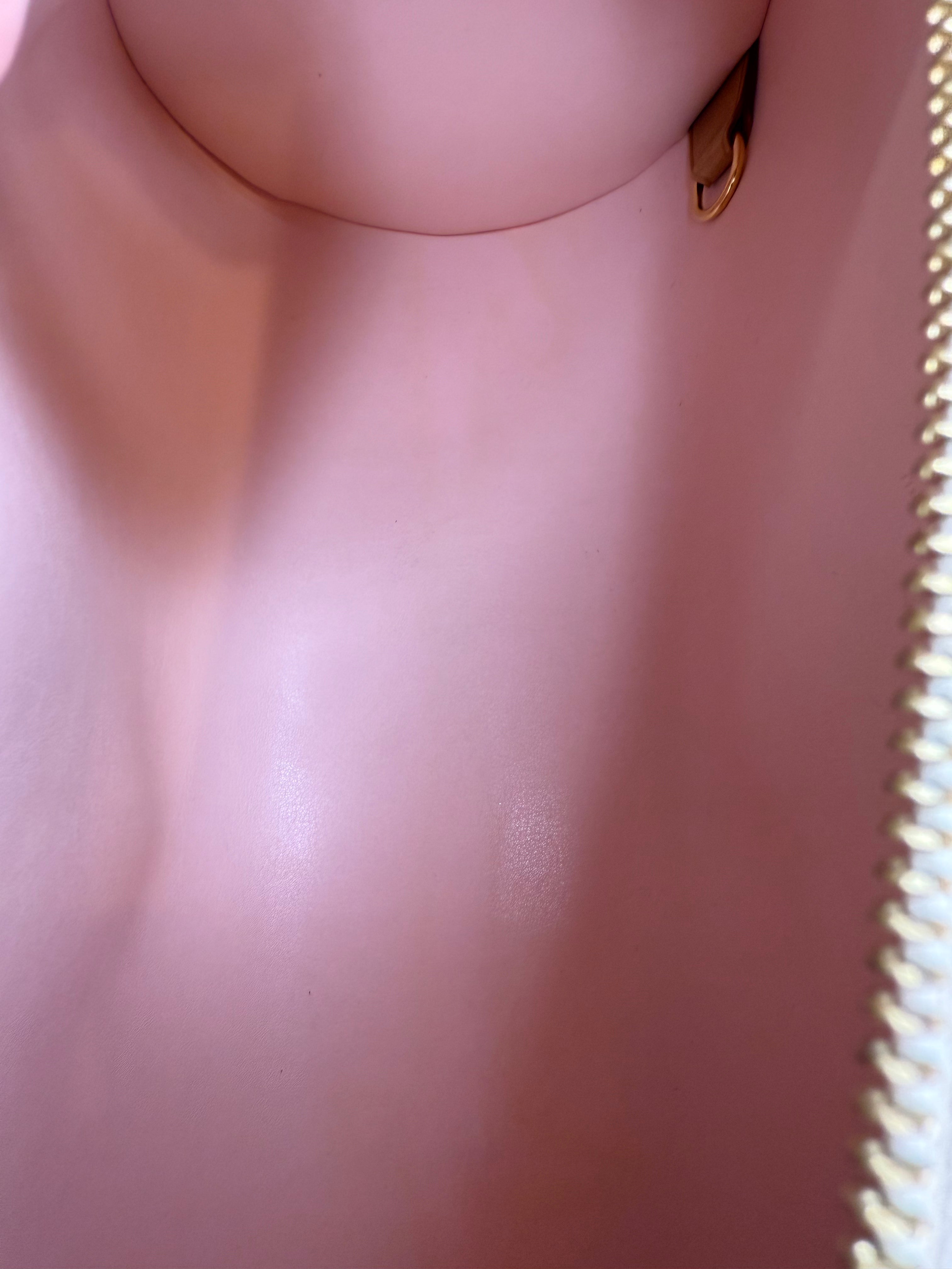 Louis Vuitton Monogram Vernis Leather Bedford Bag