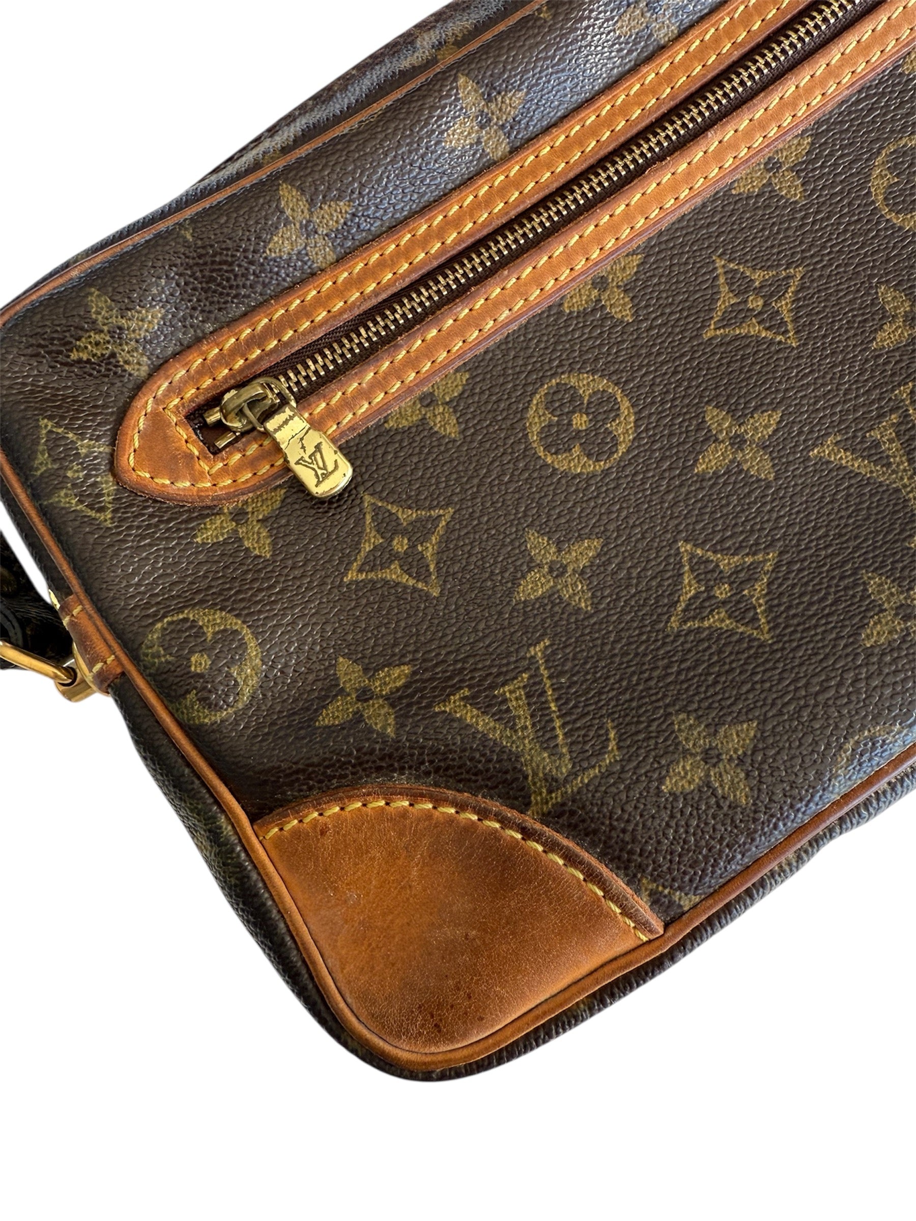 Louis Vuitton Monogram Marley Dragonne GM Clutch