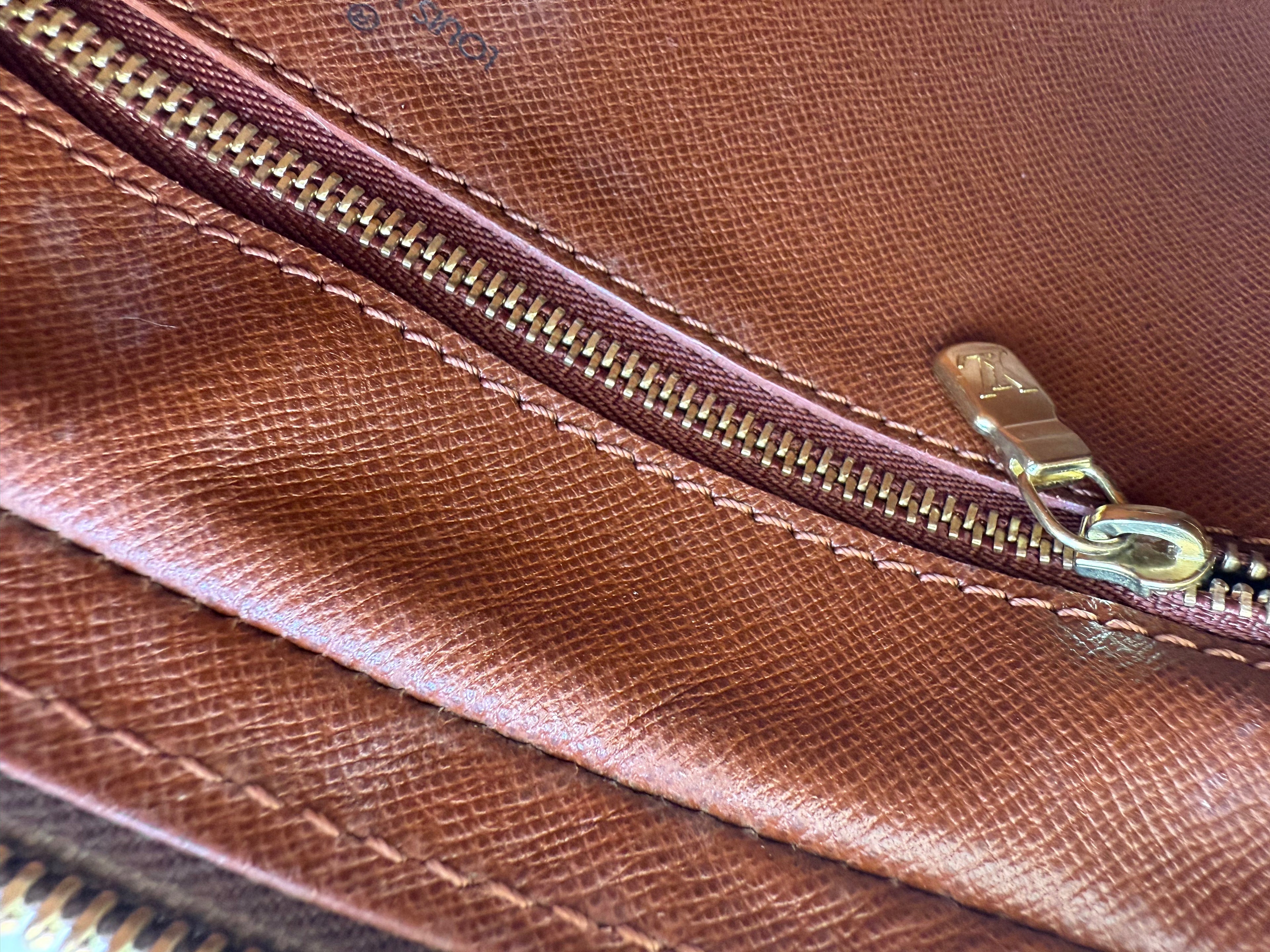 Louis Vuitton Monogram Marley Dragonne GM Clutch