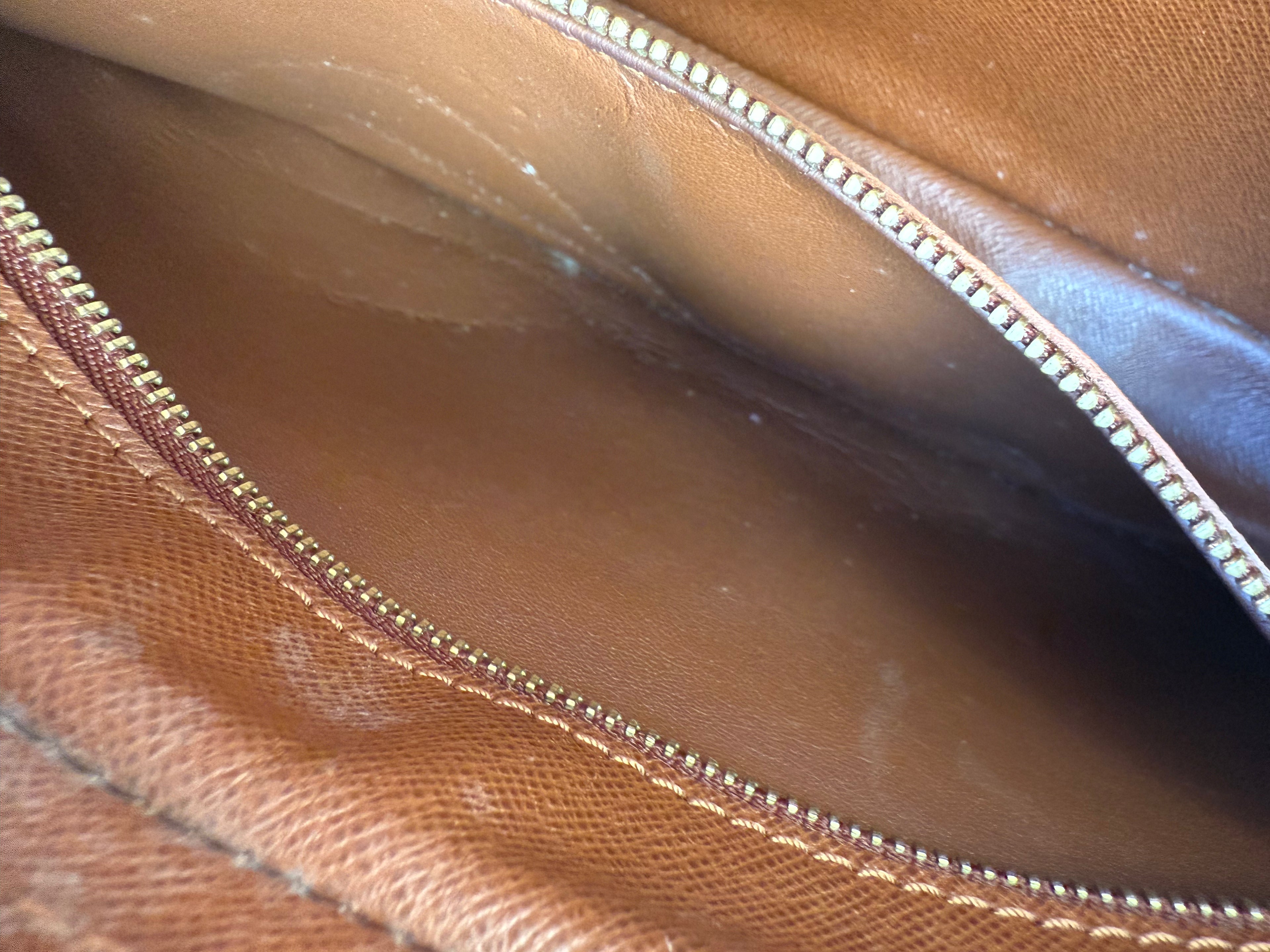 Louis Vuitton Monogram Marley Dragonne GM Clutch