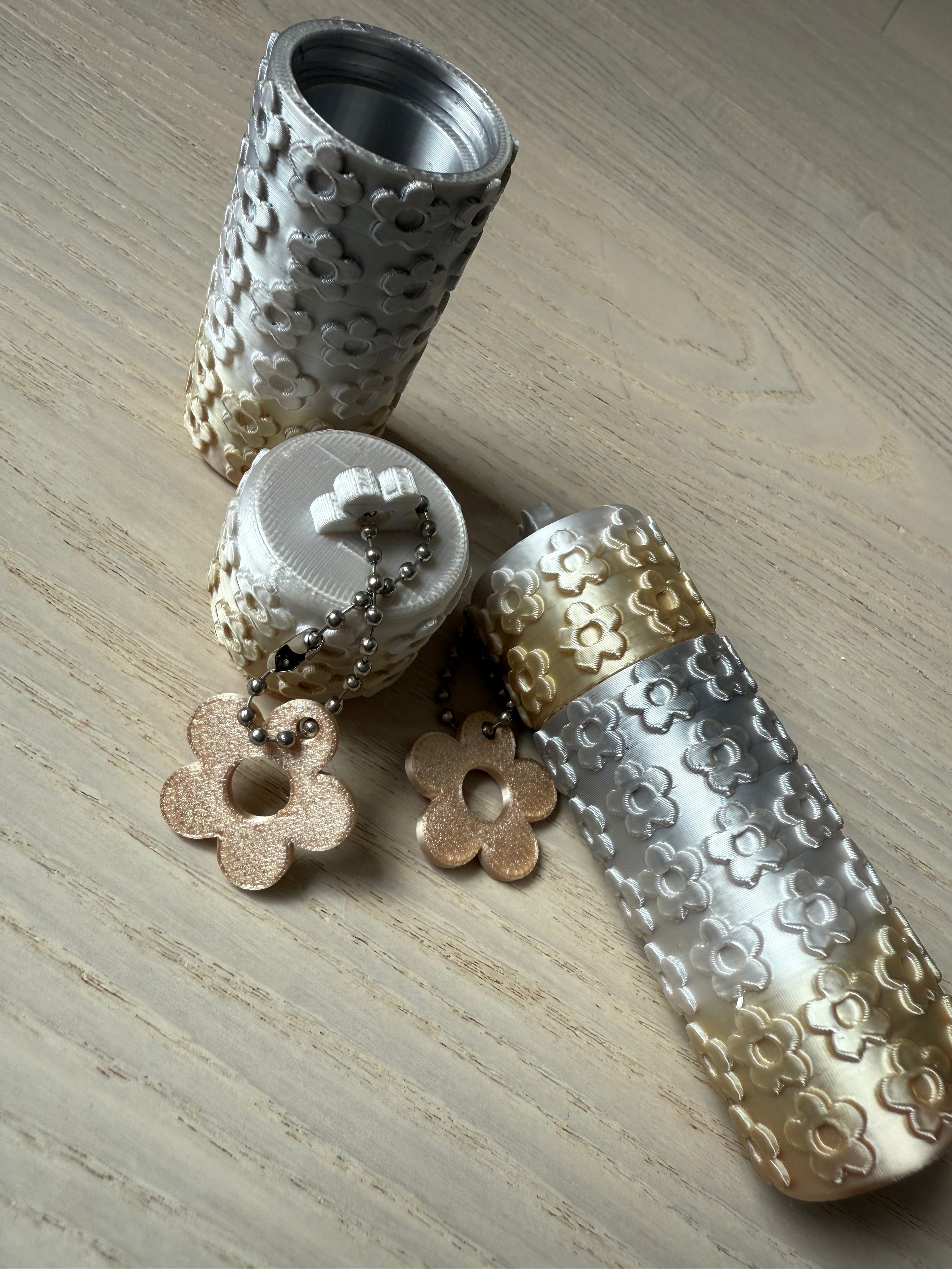 Floral Lipstick holder keychain