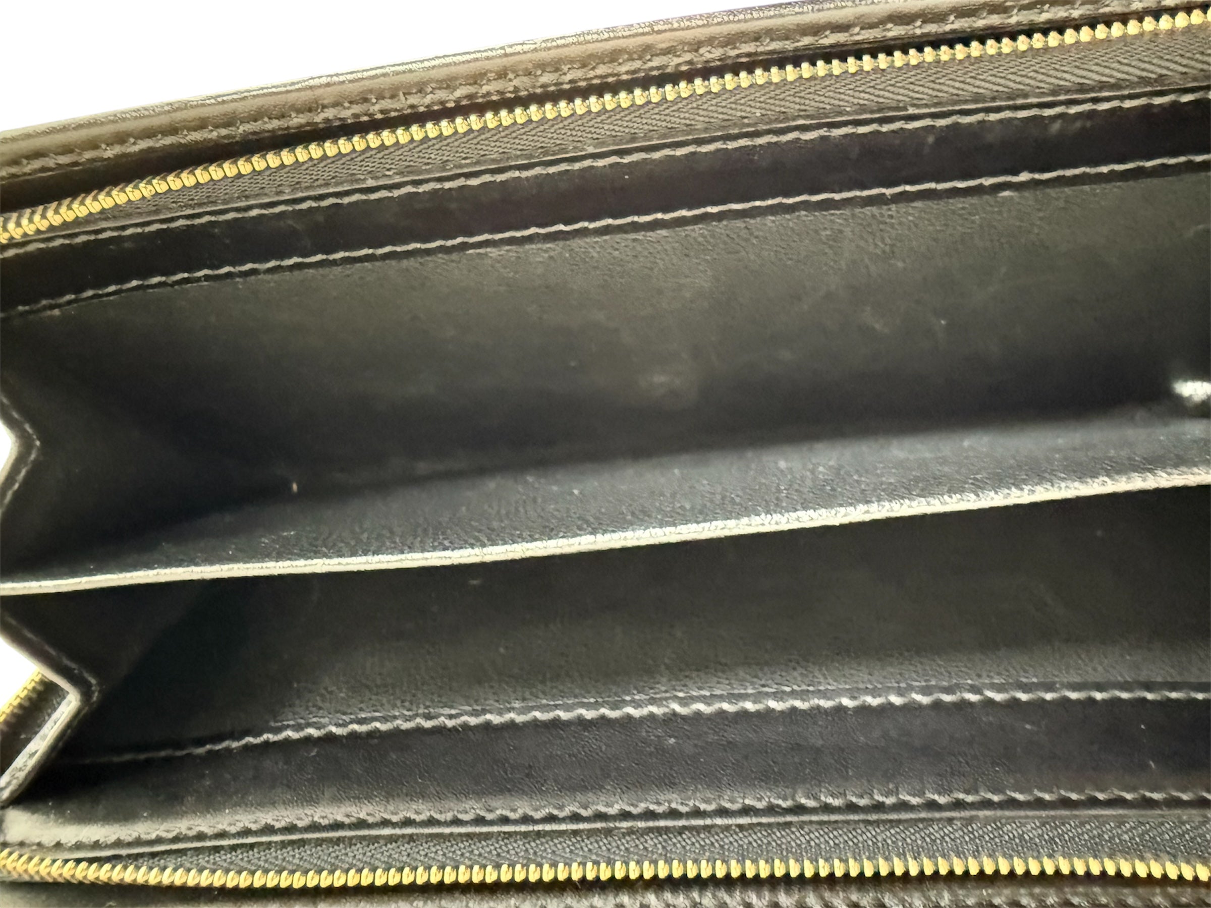 Gucci Black Leather Wallet On Chain