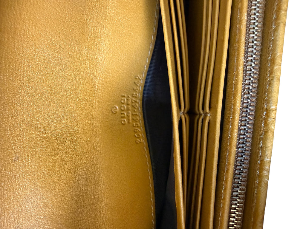 Gucci Micro Ssima GG Leather Wallet On Chain