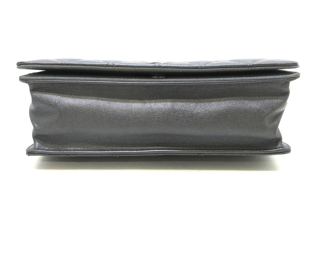 Chanel Matelasse Shoulder Bag Grey/Black Lambskin