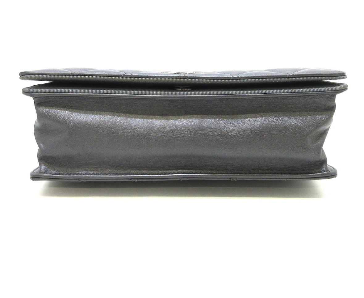 Chanel Matelasse Shoulder Bag Grey/Black Lambskin