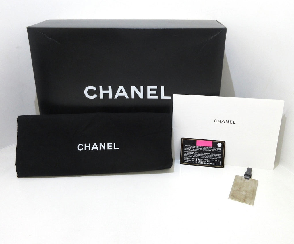 Chanel Matelasse Shoulder Bag Grey/Black Lambskin