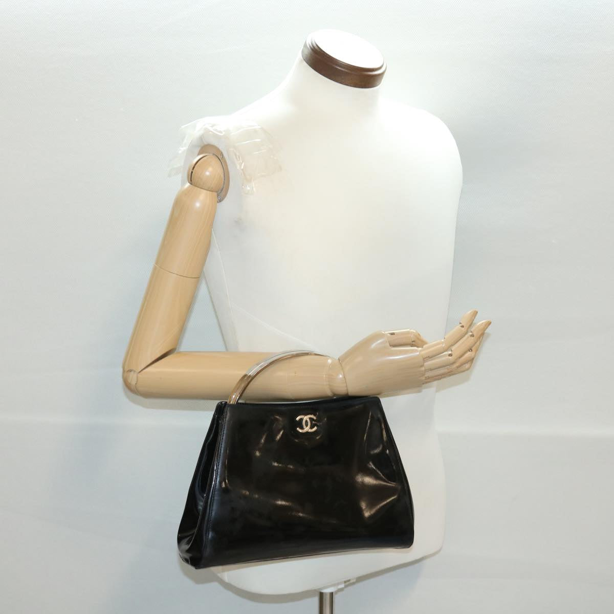 Chanel Hand Bag Enamel Black CC Vintage