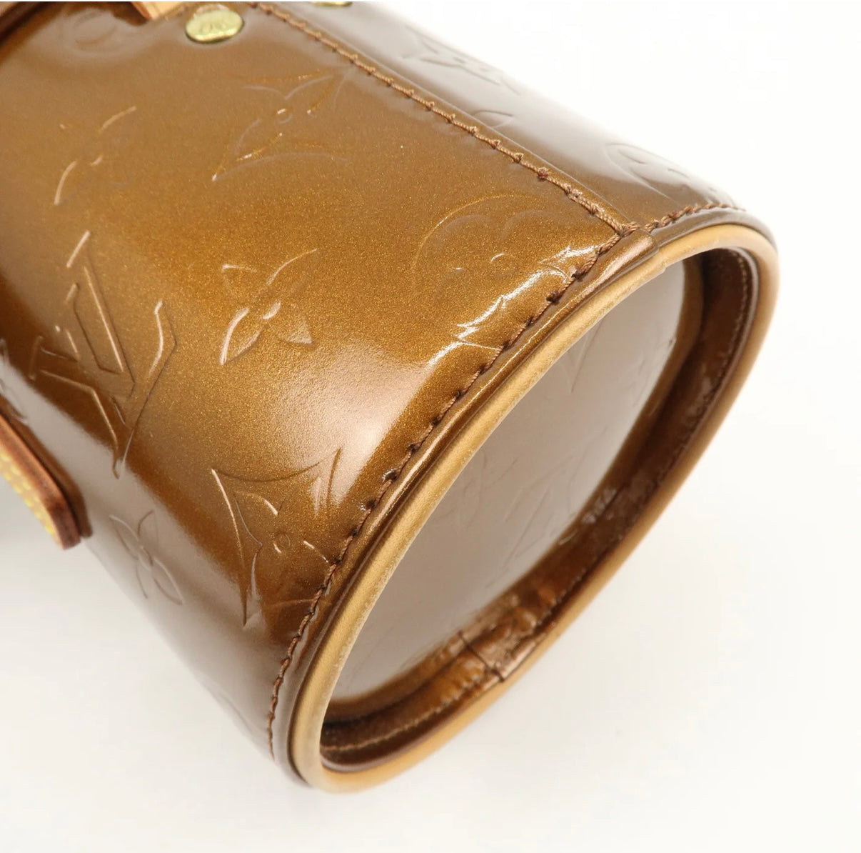 Louis Vuitton Monogram Vernis Leather Astor Place Bag